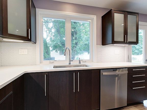 4th image of 14 Chelsea Court