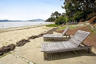 Beach :: 125-127 Western