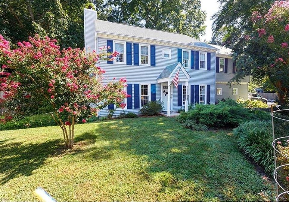 1st image of 118 Elaine Dr