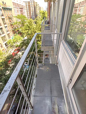 Rented by Mirador Real Estate | media 2