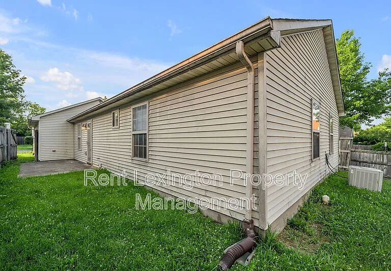 660 Morgan Hills Dr — Photo 35