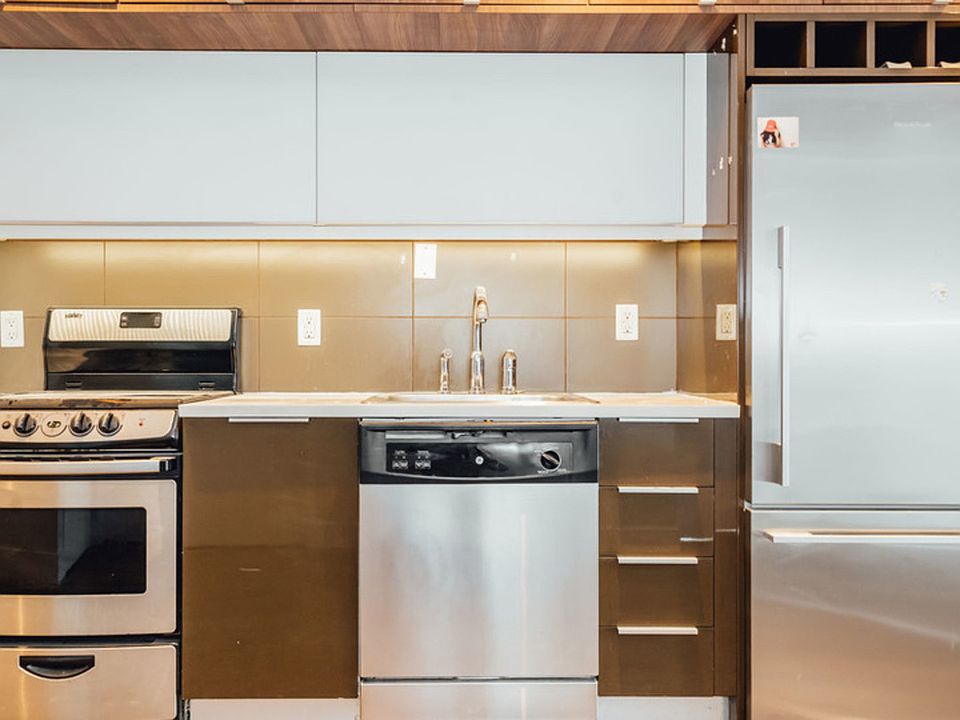 1st image of 146 Meserole St #5Z