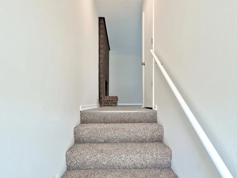 460 N Shiloh Ave — Photo 8