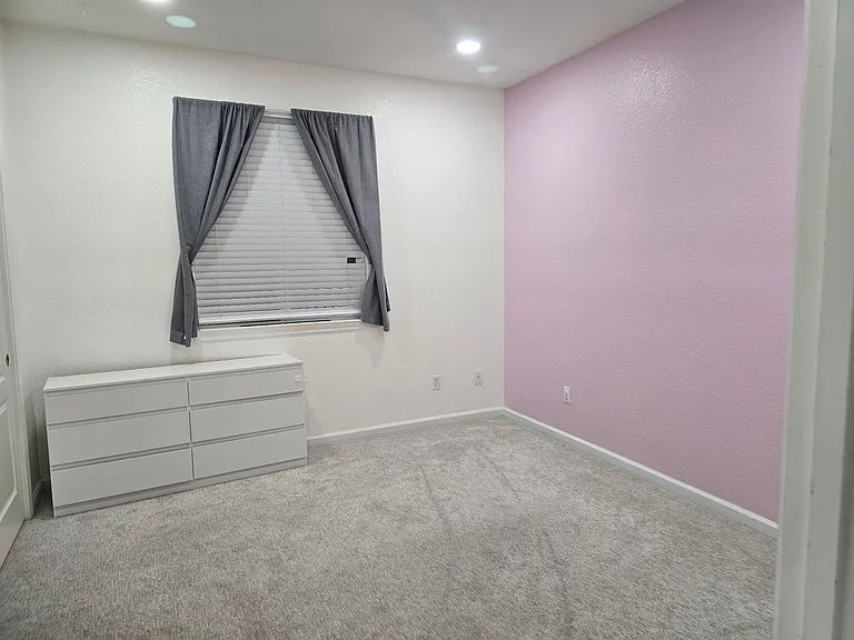 4227 S Fontana St — Photo 7