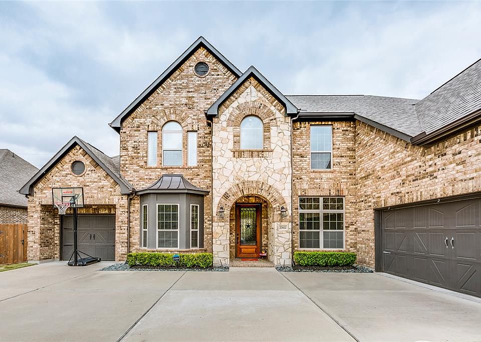 1st image of 27822 Norfolk Trail Ln