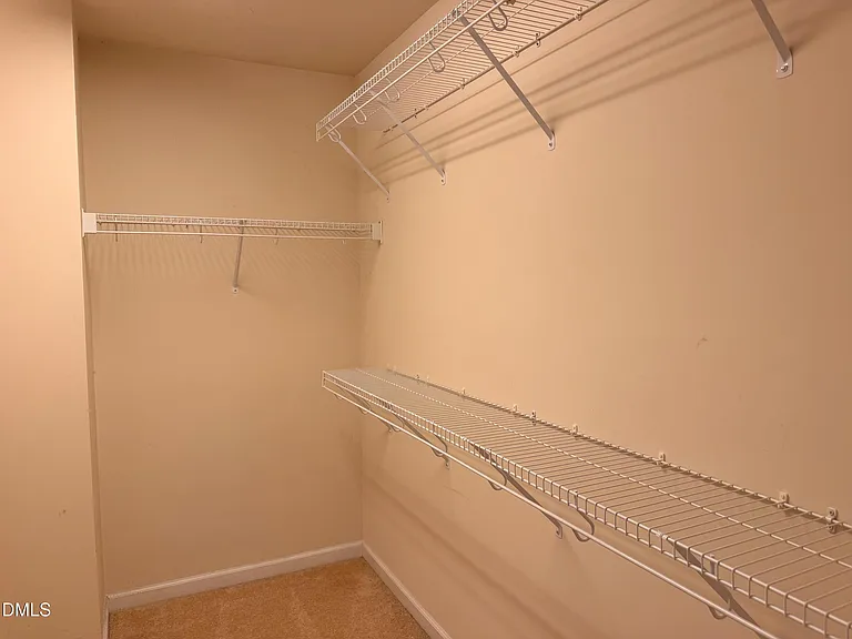 1004 Corwith Dr — Photo 8