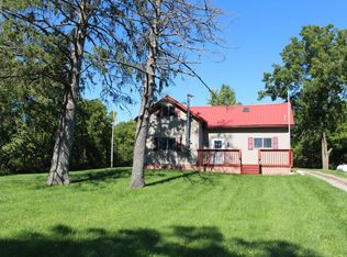 5376 Clinton Trl, Lake Odessa, MI 48849