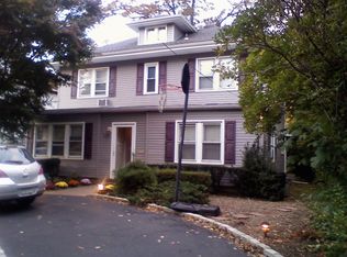 255 Grove Ave, Cedarhurst, NY 11516
