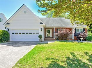 5558 Lakeshore Rd, Buford, GA 30518