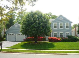 826 Potomac Ridge Ct, Sterling, VA 20164