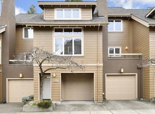 10247 NW Village Heights Dr, Portland, OR 97229