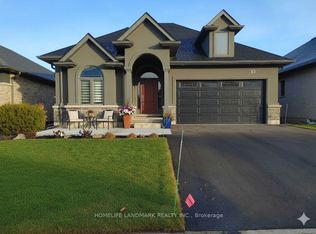 53 Carrick Trl, Welland, ON L3B0E7