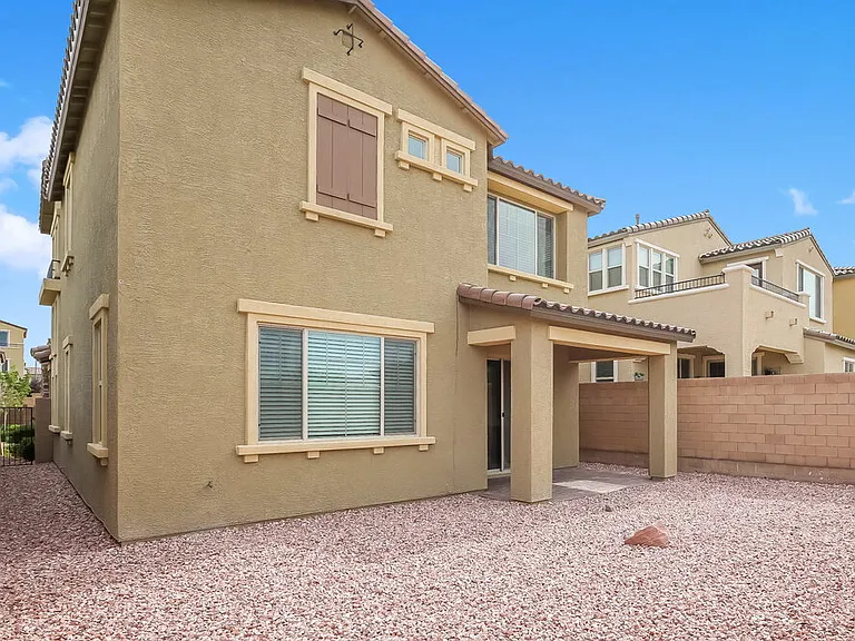 9918 Rams Leap Ave — Photo 20