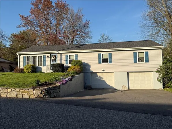 27 Legion Ave, Cumberland, RI 02864