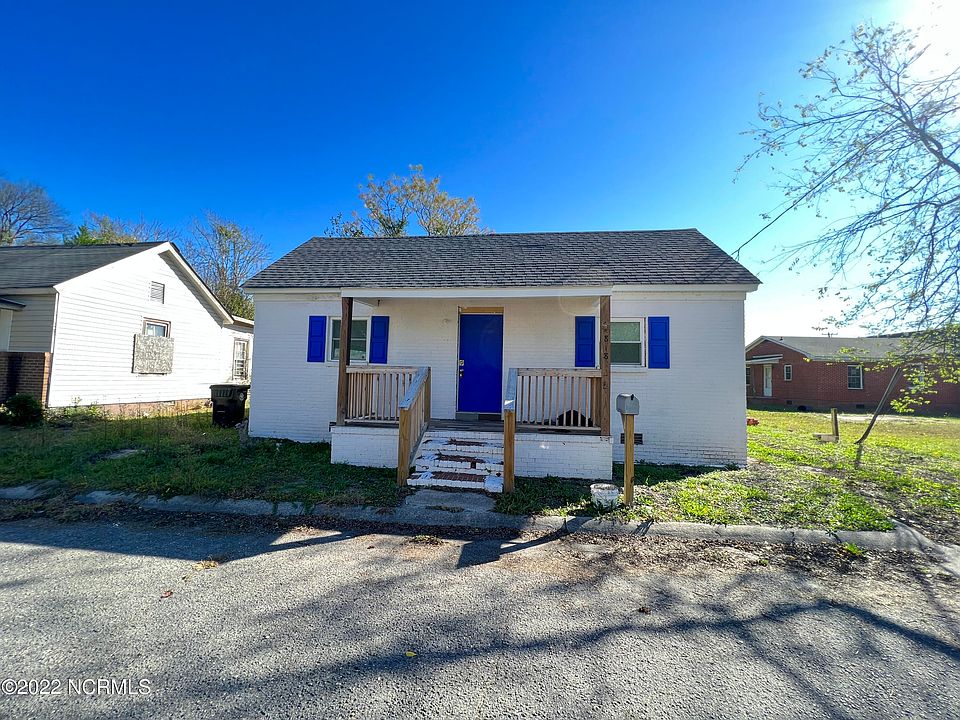 1st image of 818 Crawford Street