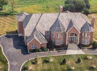 1093 Glencrest Dr, Inverness, IL 60010