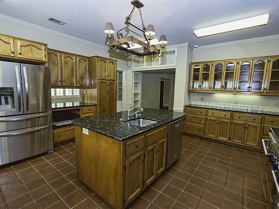 2nd image of 10493 Loganwood Dr