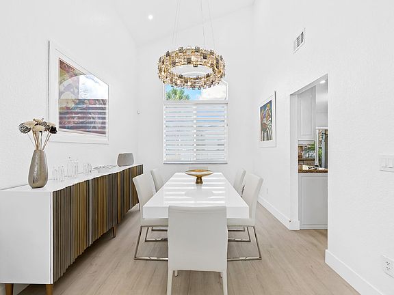 4th image of 15611 SW 16th Court