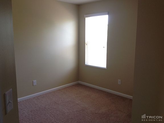 4th image of 916 Cassidy Dr