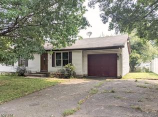 51 N Lawrence Ave, Somerset, NJ 08873