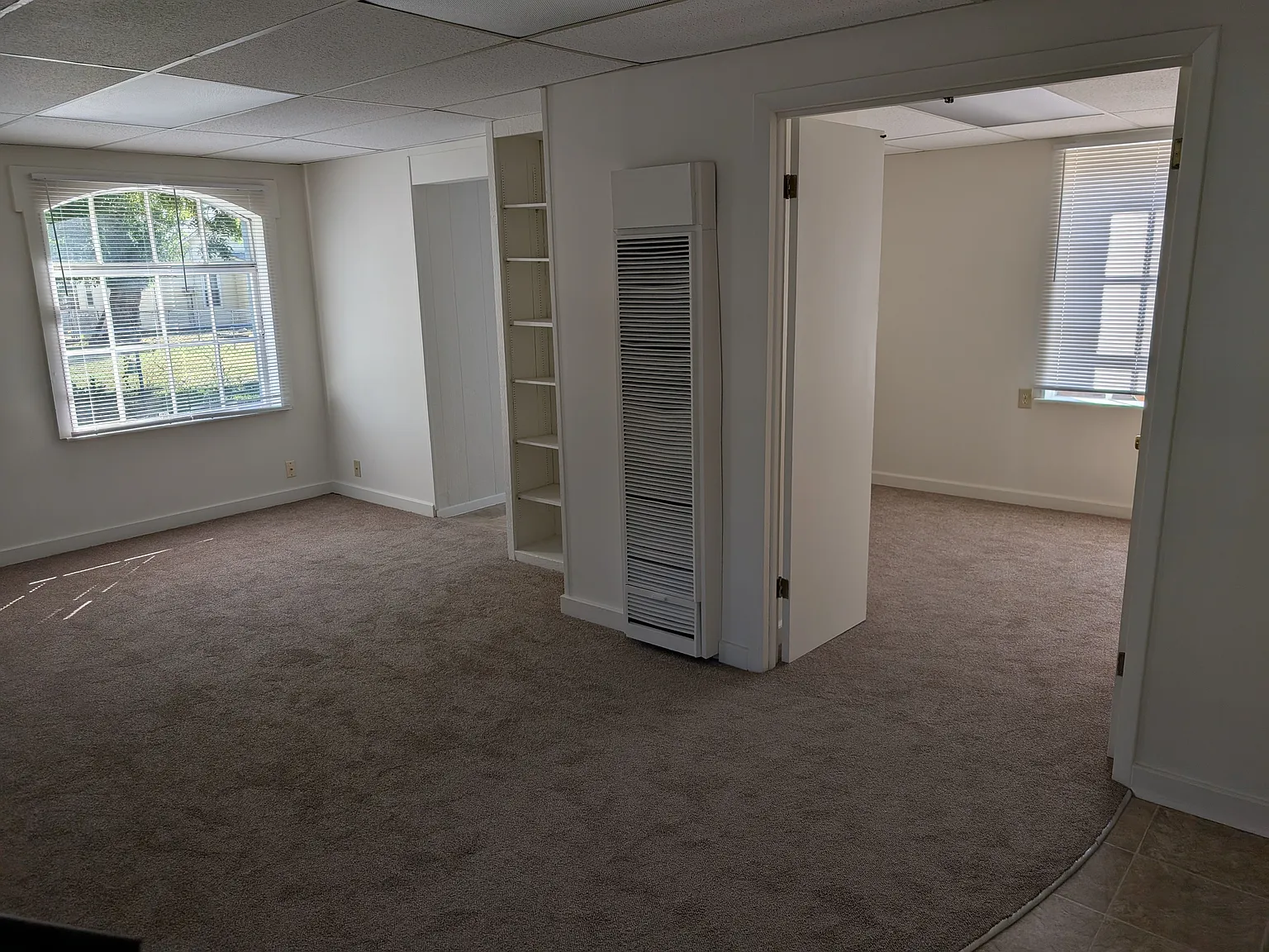2 bed, 1.0 bath, 1056 sqft, $825 — Photo 3