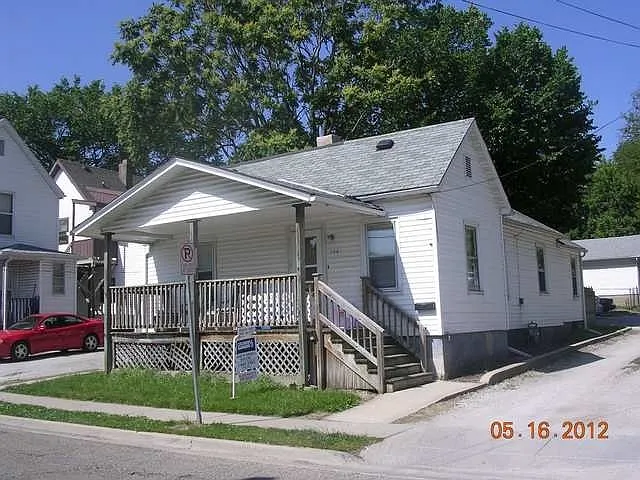 104 N Allin St photo 1