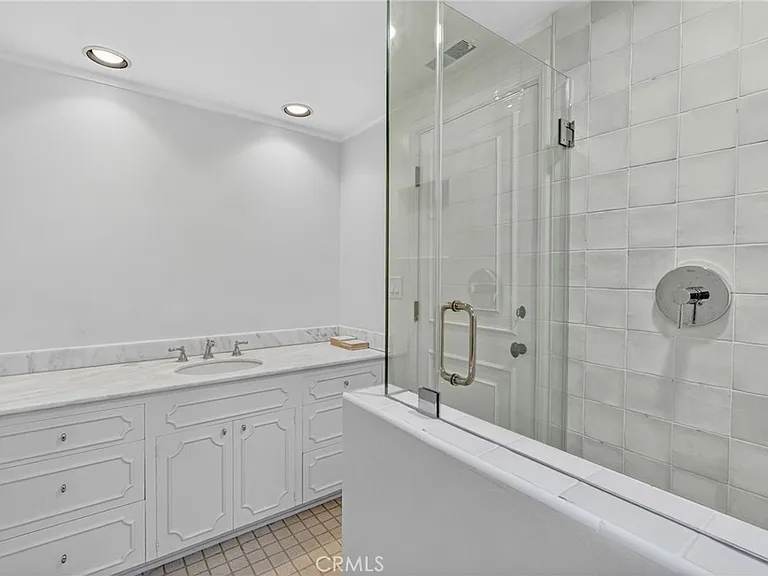 501 Morning Star Ln — Photo 24