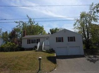 57 Pondview Dr, Chicopee, MA 01020