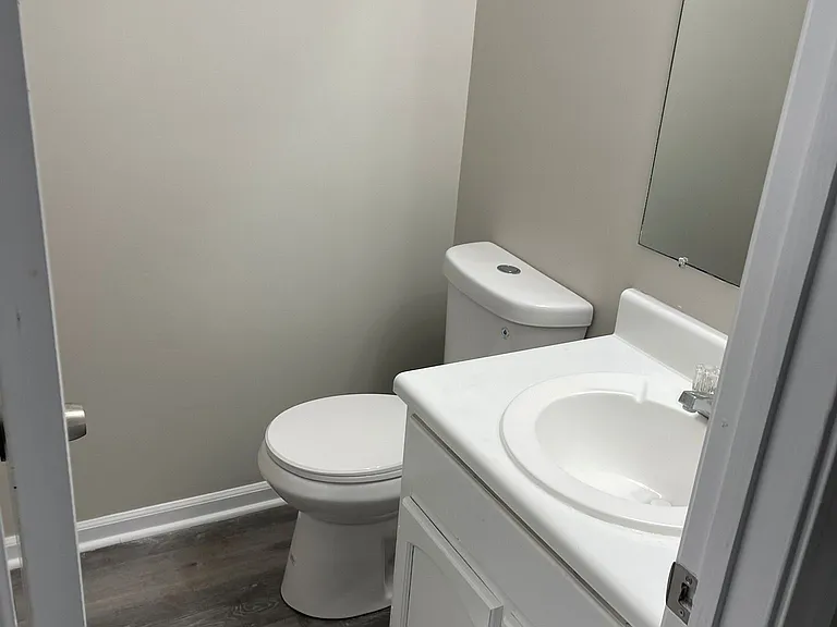 7583 Raleigh Ln — Photo 8