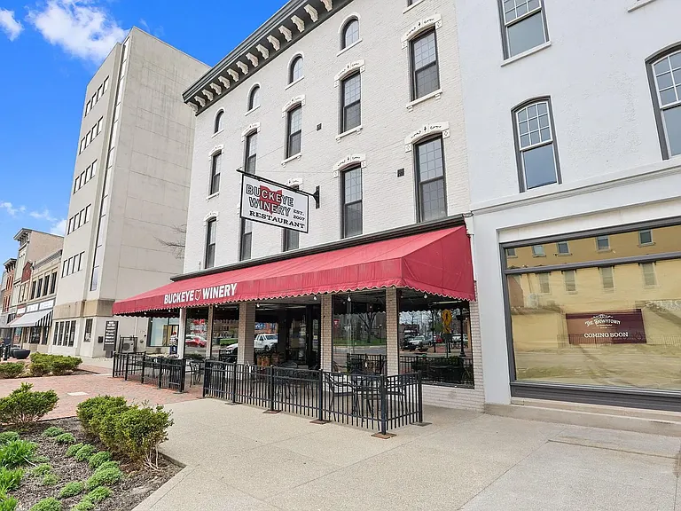 63 N 4th St #302 — Photo 25