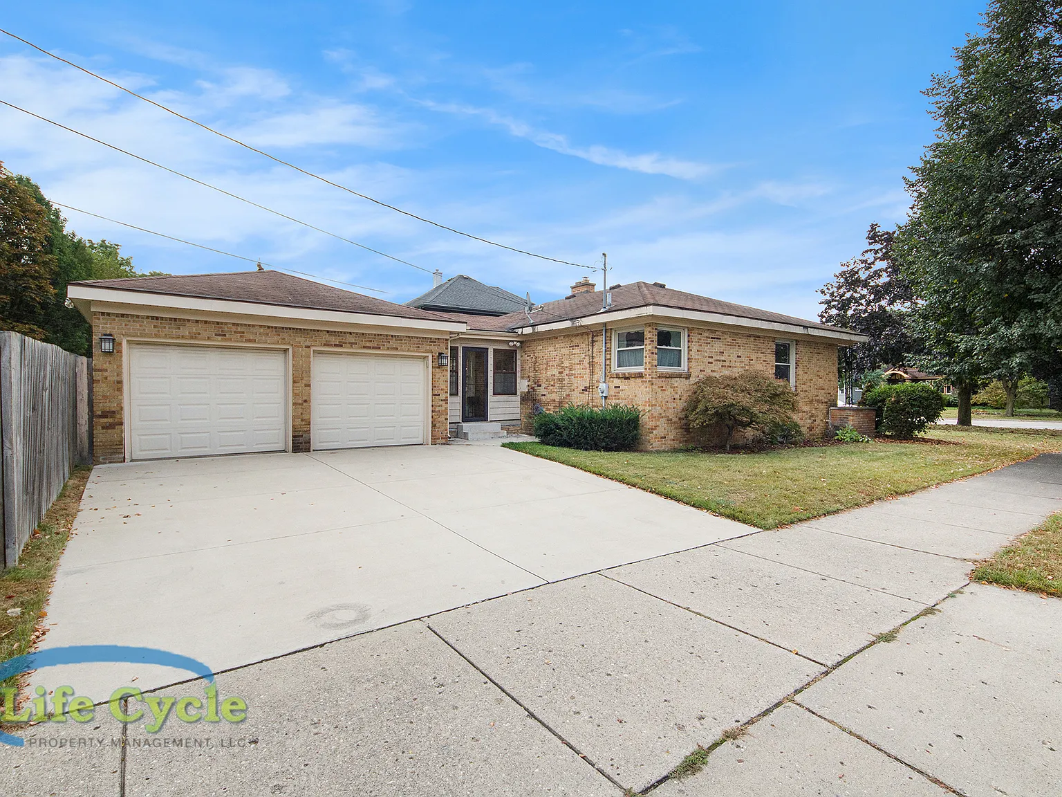 1055 Lake Michigan Drive Northwest(LO) - 1 — Photo 2