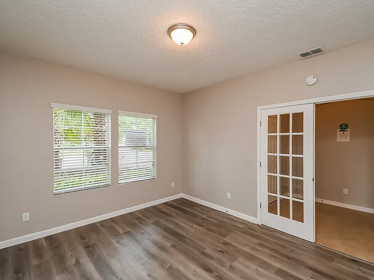 16280 Stanis Ct — Photo 5