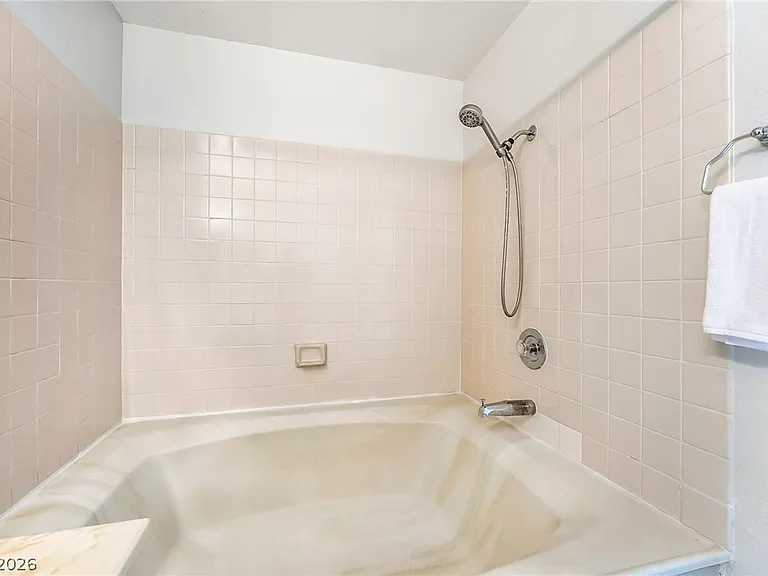 2200 S Fort Apache Rd #2044 — Photo 24