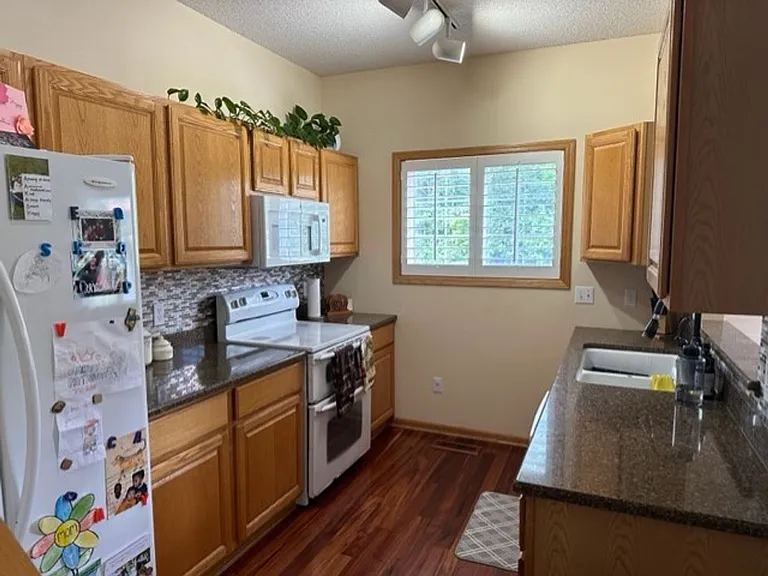 12957 Echo Ln — Photo 6