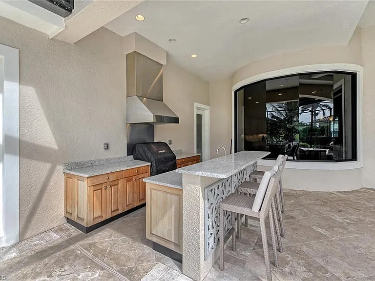 9683 Lipari Ct — Photo 30