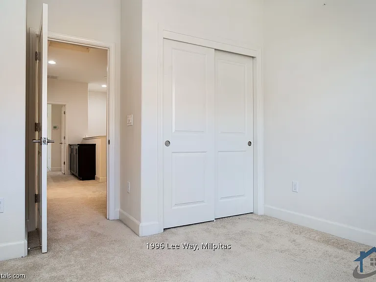 1996 Lee Way — Photo 3
