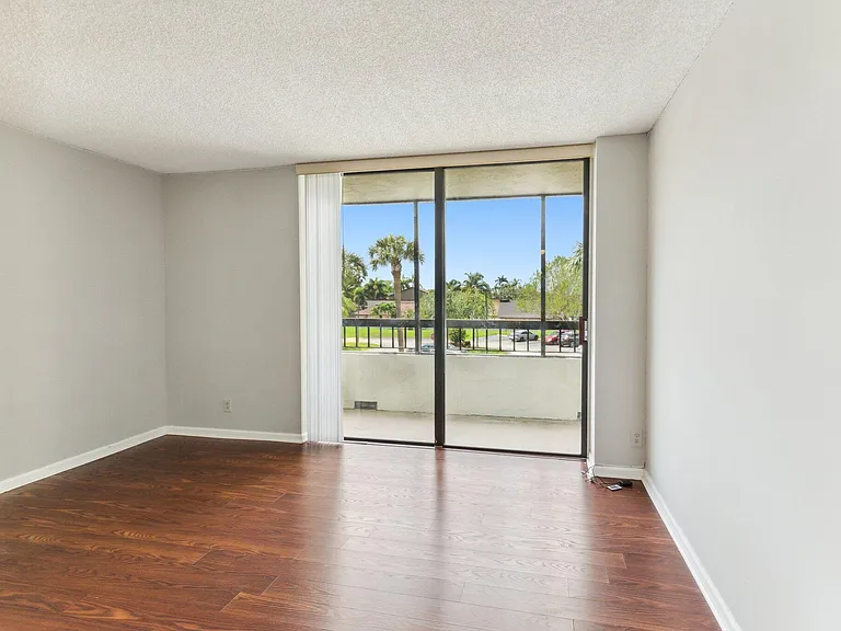 6463 La Costa Dr #201 — Photo 16