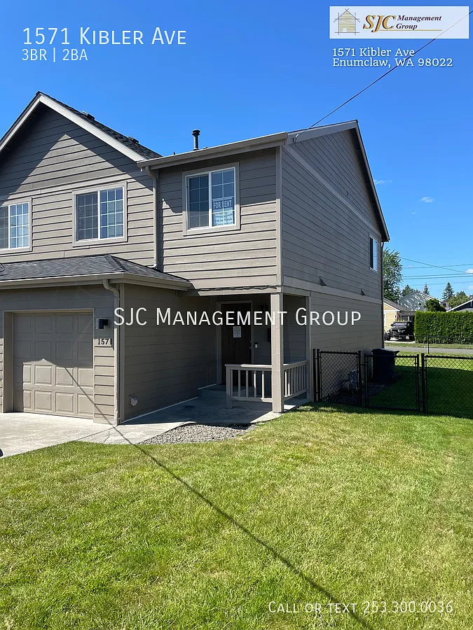 Three Bedroom/Two Bath Updated Townhome for Rent — Photo 2