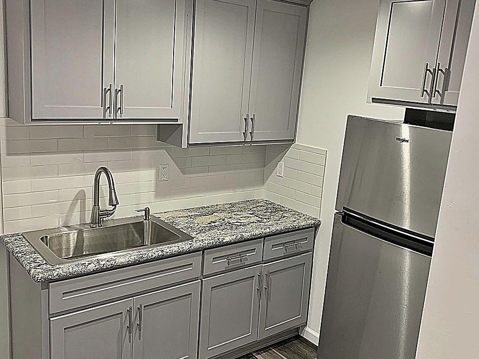 1st image of 829 N Zeyn St #2A