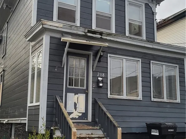 208 Beecher St, Syracuse, NY 13203