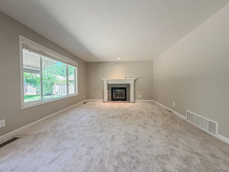 23512 NE 19th Dr — Photo 9
