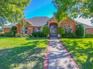 120 Crestbrook Ct, Midlothian, TX 76065