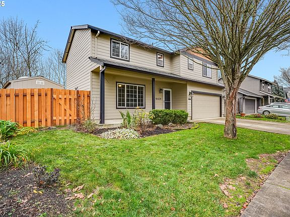 4th image of 461 NE Airpark Way