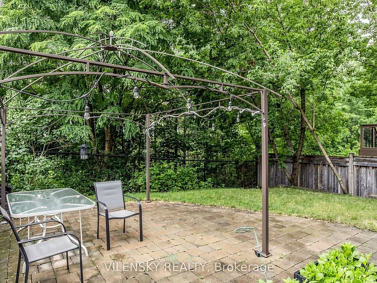 32 Santa Amato Cres — Photo 26