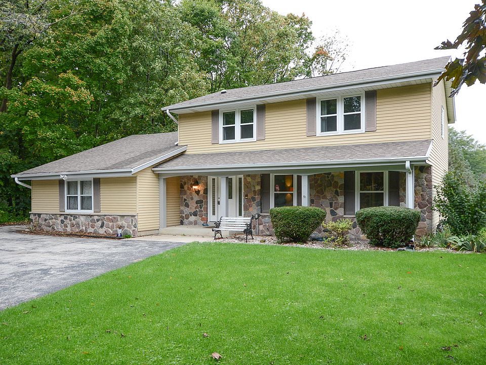 1st image of 17390 Robinwood St