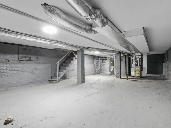 292 Forrest Street image 32 of 37