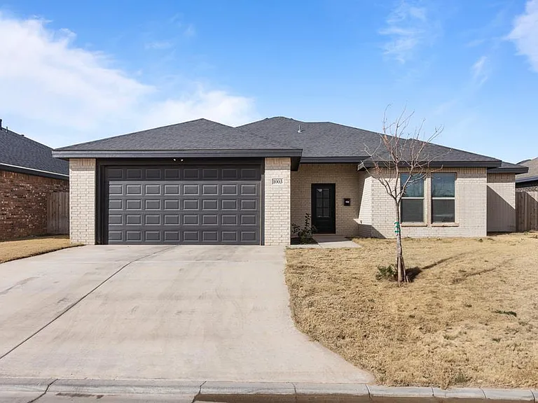 1003 Bromegrass St — Photo 1