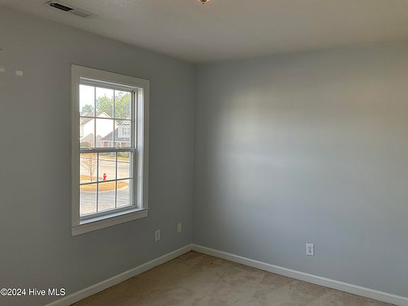 5th image of 105 Bridgewood Drive