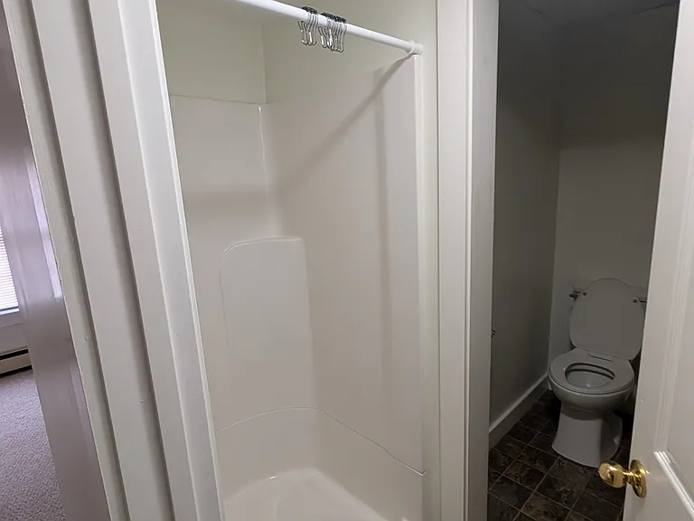 122 Brunswick Ave #4 — Photo 5