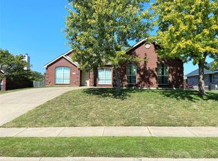 3009 Blue Jay Ln, Midlothian, TX 76065